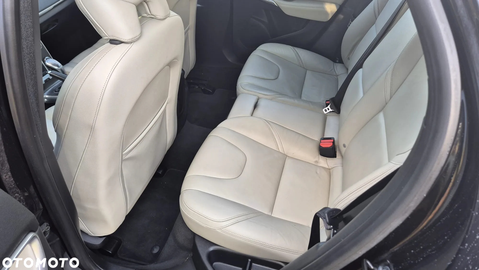 Volvo V40 - 15