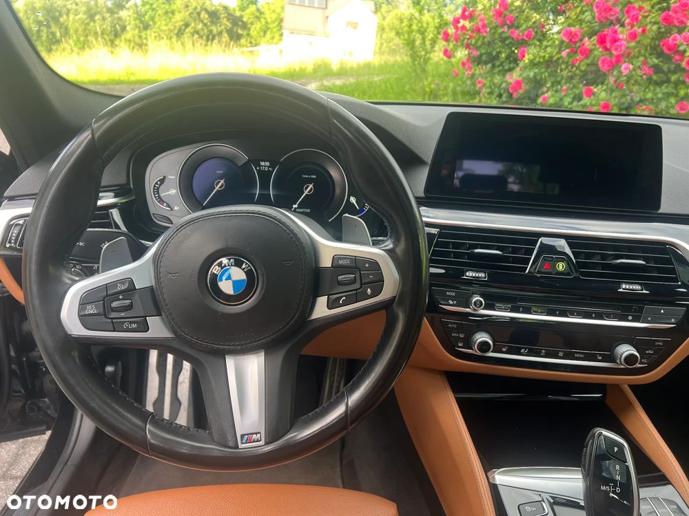 BMW Seria 5 520d xDrive M Sport sport - 6