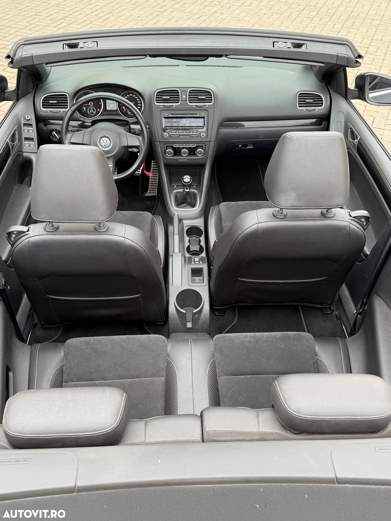 Volkswagen Golf Cabrio 1.6 TDI Exclusive - 10