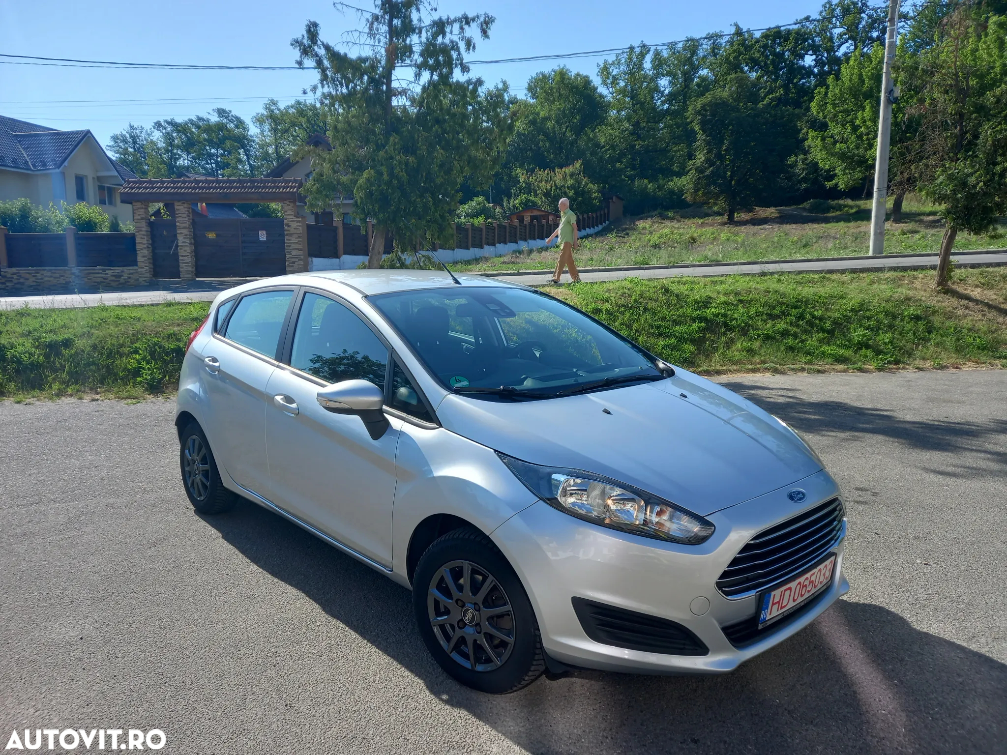 Ford Fiesta 1.0 EcoBoost S&S ACTIVE - 4