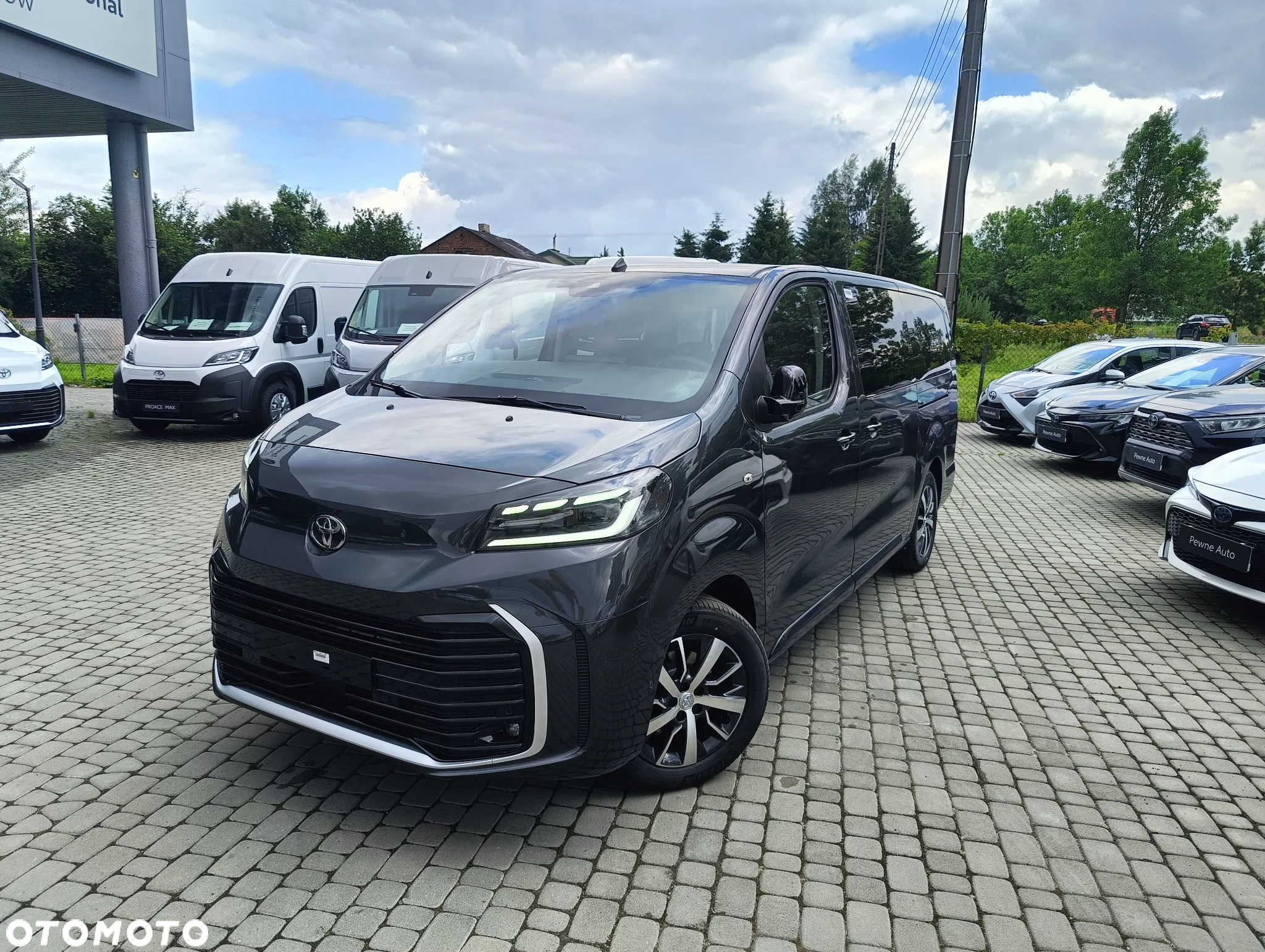 Toyota Verso - 3
