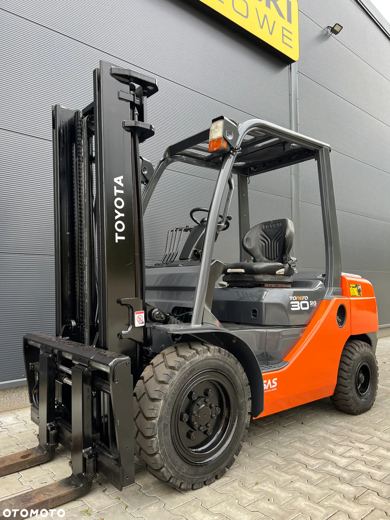 Toyota 02-8FDF30 - 4