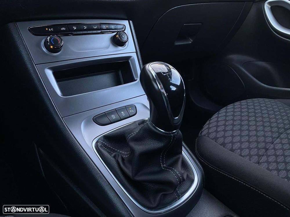 Opel Astra Sports Tourer 1.5 D Business Edition S/S - 23