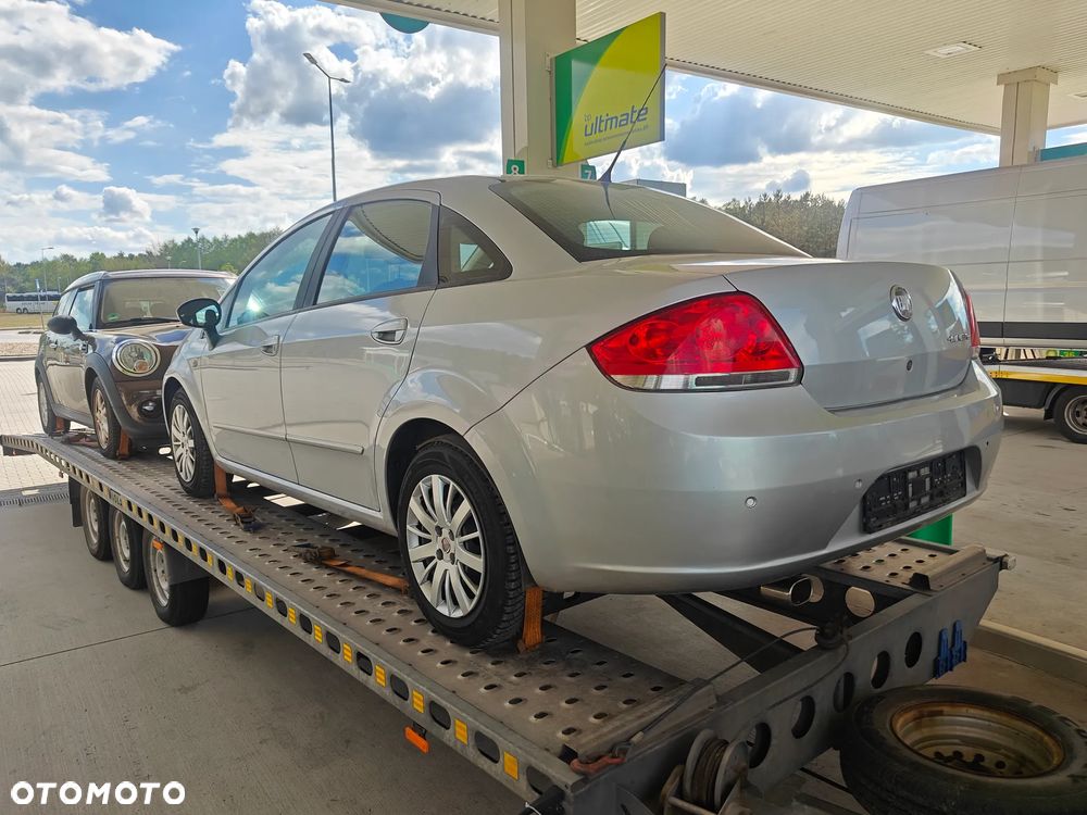 Fiat Linea 1.4 T-Jet 16V Dynamic - 4