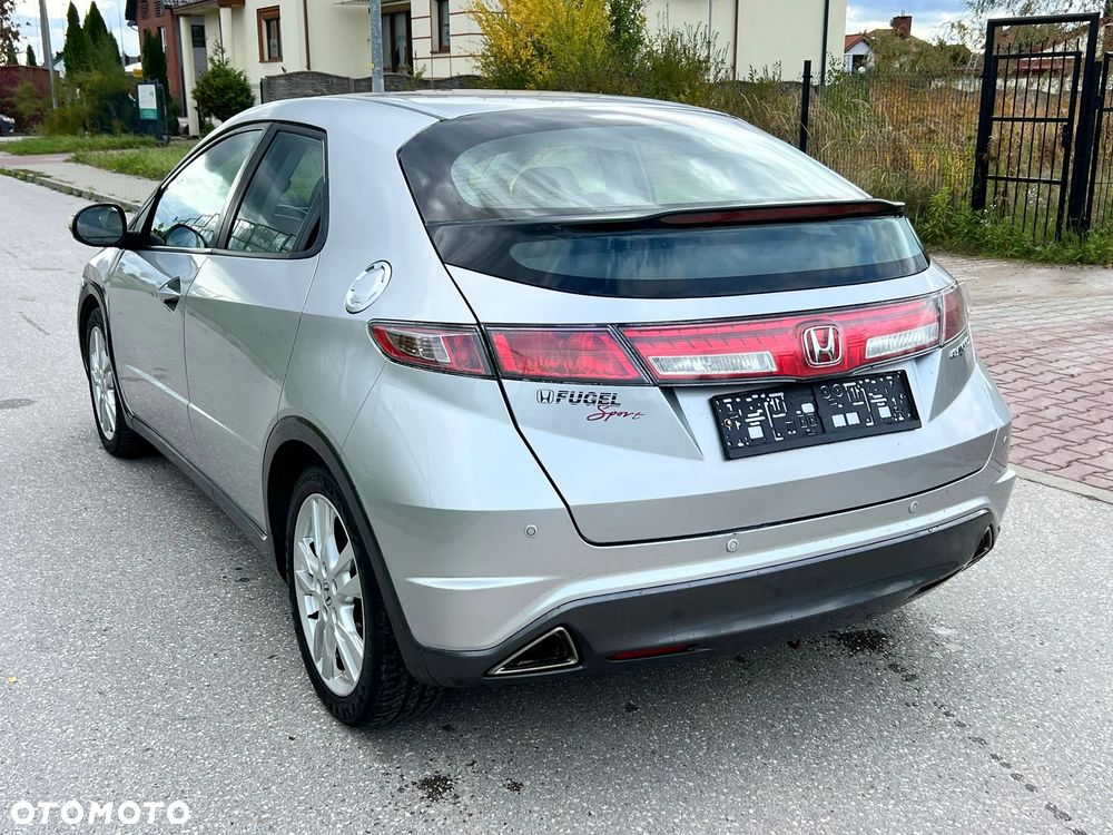Honda Civic 1.8 Sport - 13
