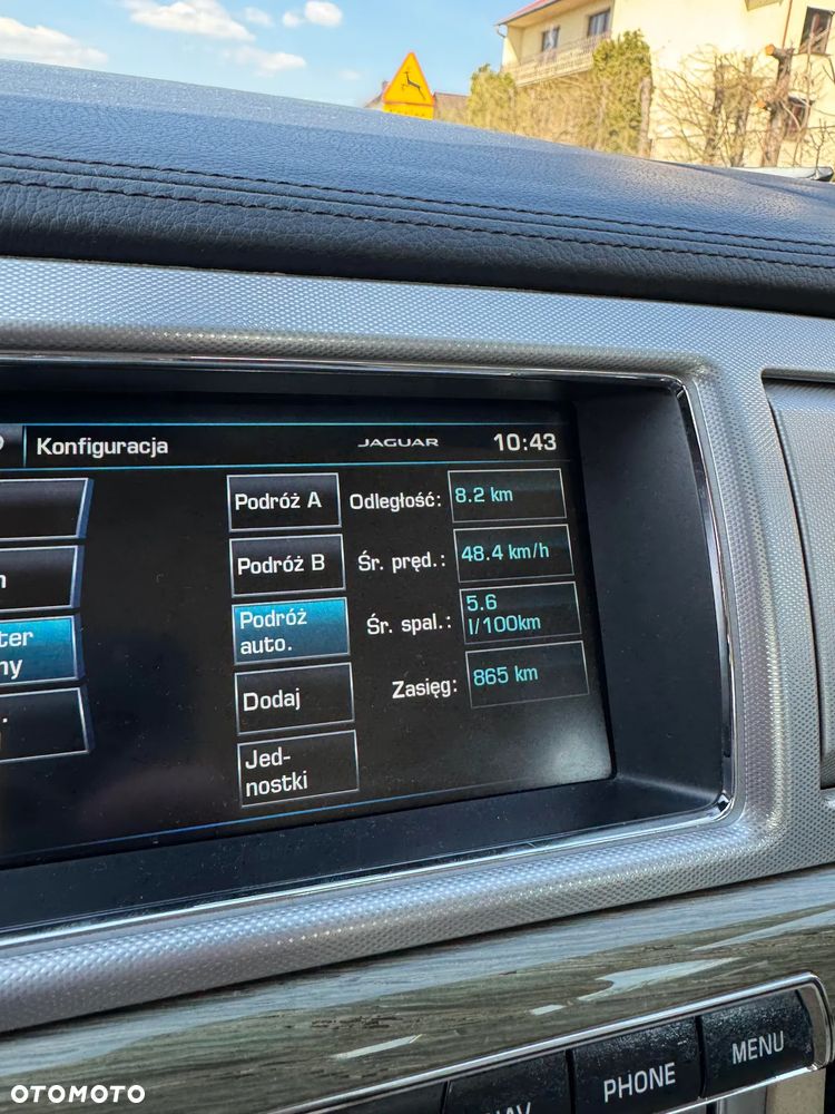 Jaguar XF 2.2 D Premium Luxury - 30