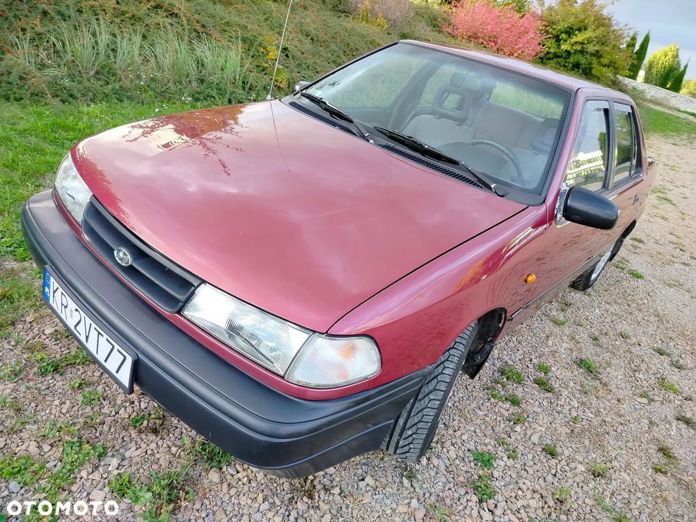Hyundai Pony 1.5 GLS - 1