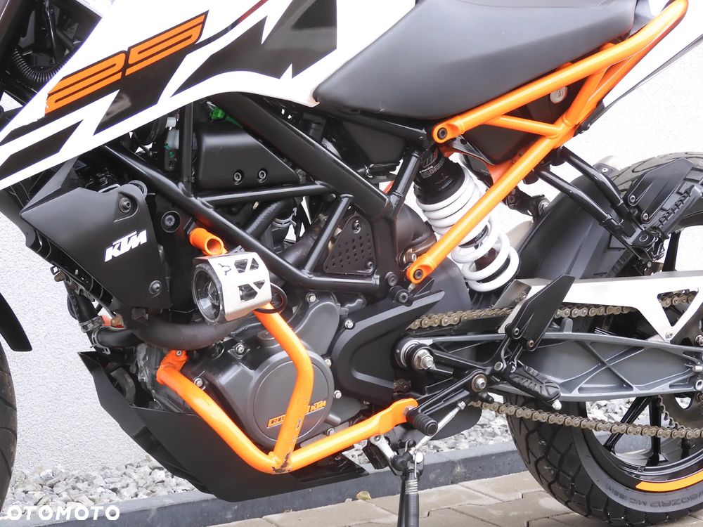 KTM Duke - 16