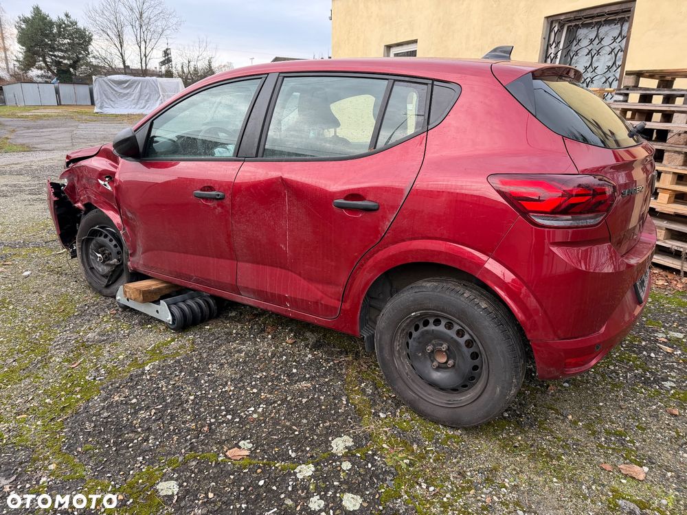 Dacia Sandero TCe 90 Essential - 7