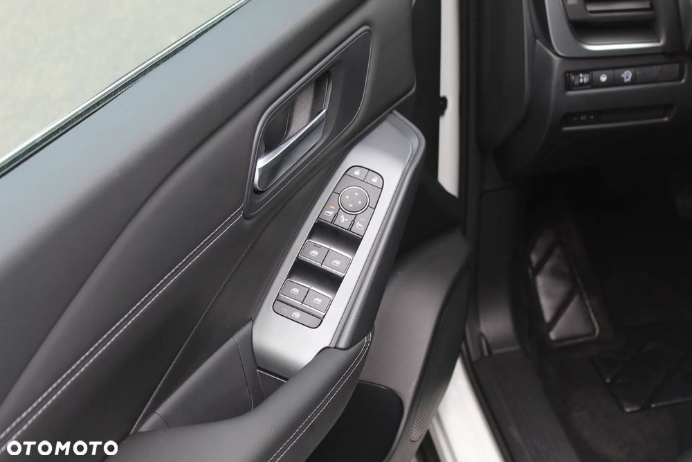 Nissan Qashqai 1.3 DIG-T MHEV N-Connecta Xtronic - 13