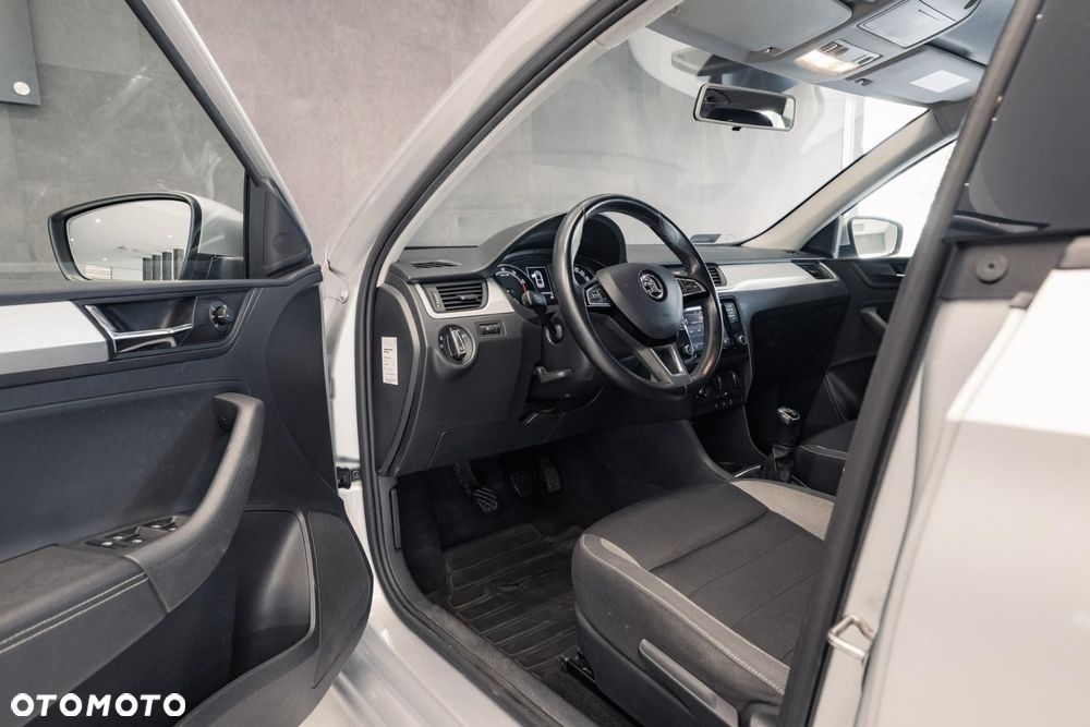 Skoda RAPID 1.0 TSI Ambition - 10