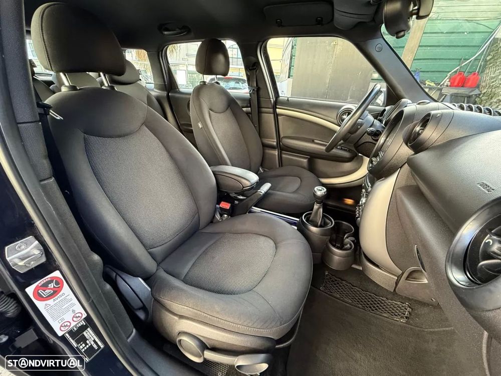 MINI Countryman One D - 7