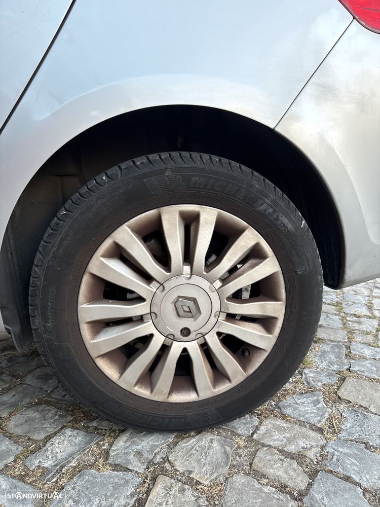 Renault Clio Break - 10