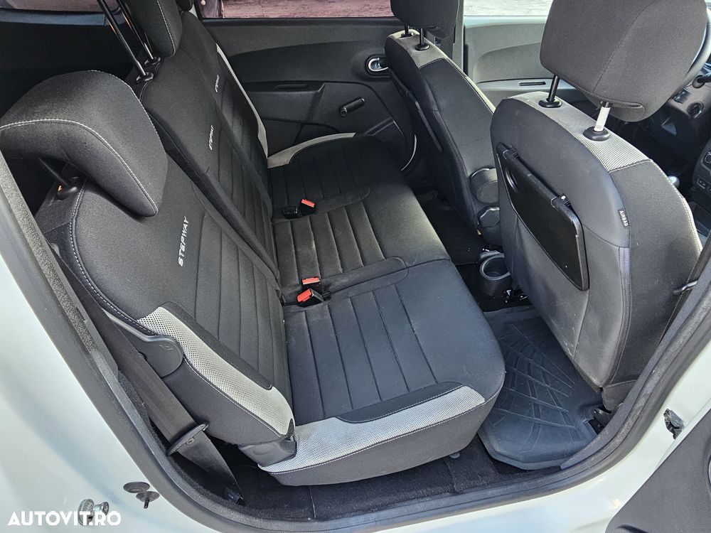 Dacia Lodgy TCe 130 GPF Stepway Plus - 13