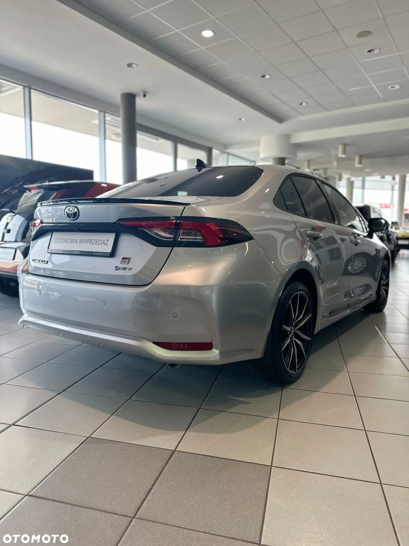 Toyota Corolla 1.8 Hybrid GR Sport Dynamic - 2