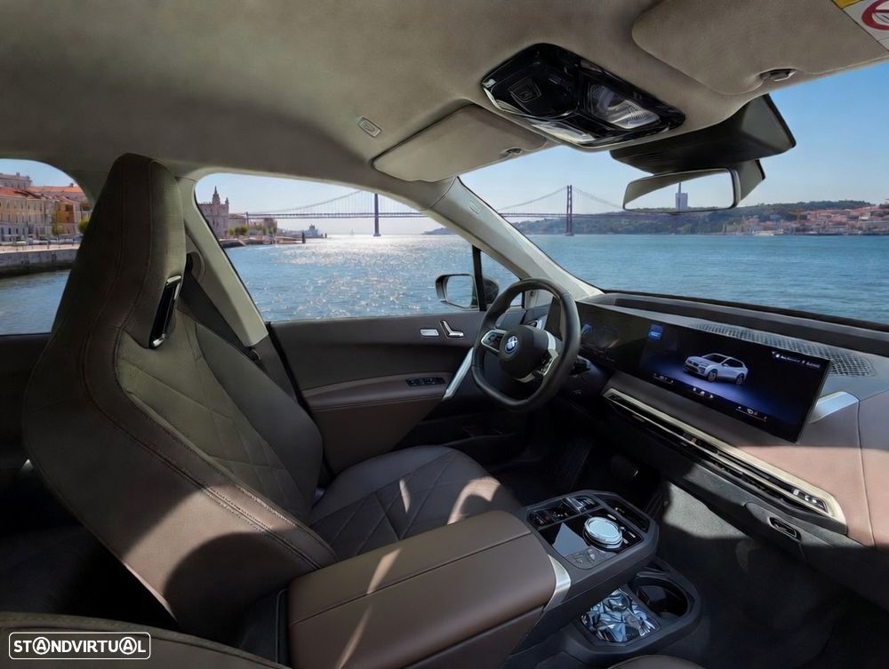 BMW iX xDrive 40 Pack Desportivo - 3