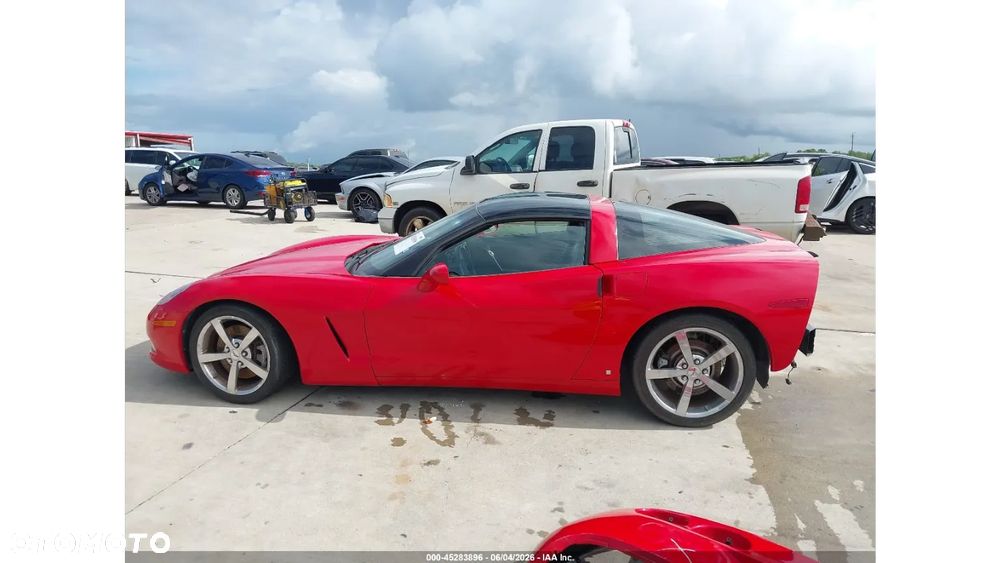 Chevrolet Corvette - 7