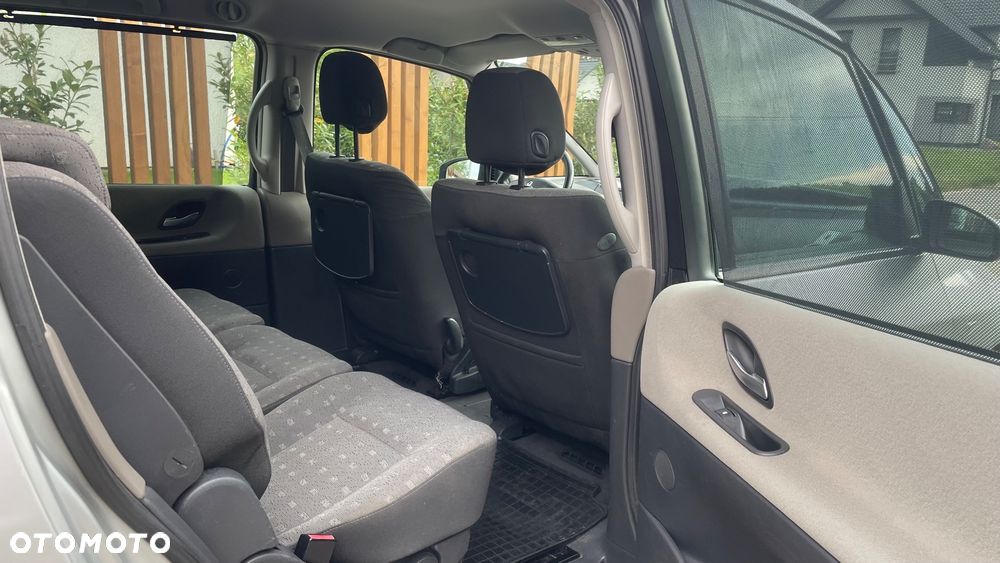 Renault Espace 2.0 Authentique - 10