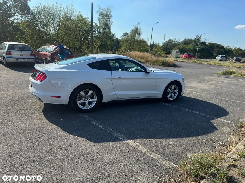 Ford Mustang - 19