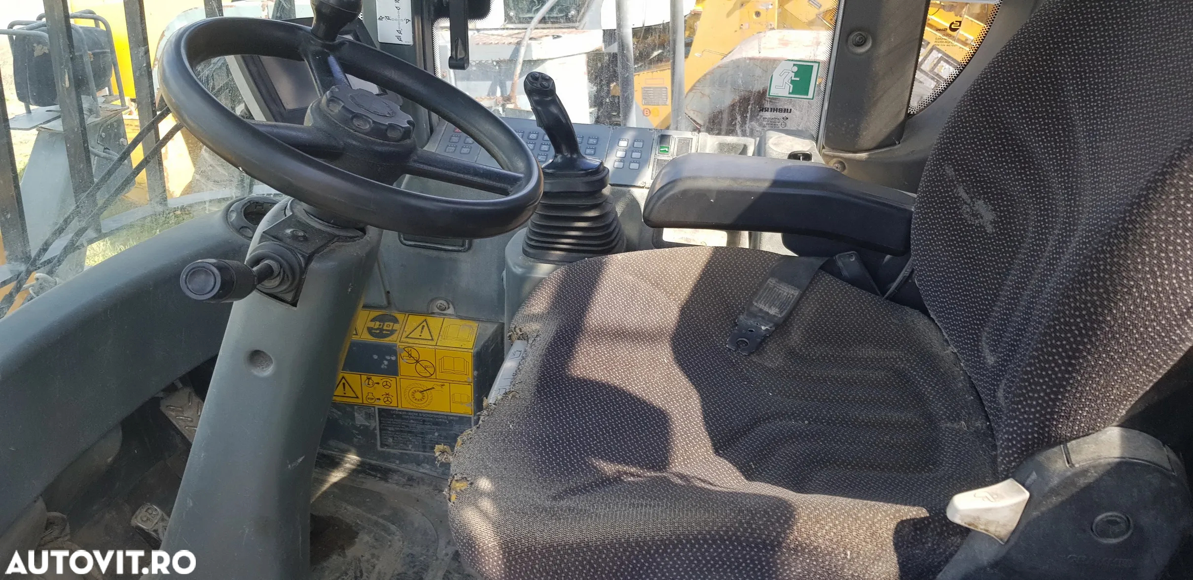 Liebherr L556 Încărcător frontal - 4