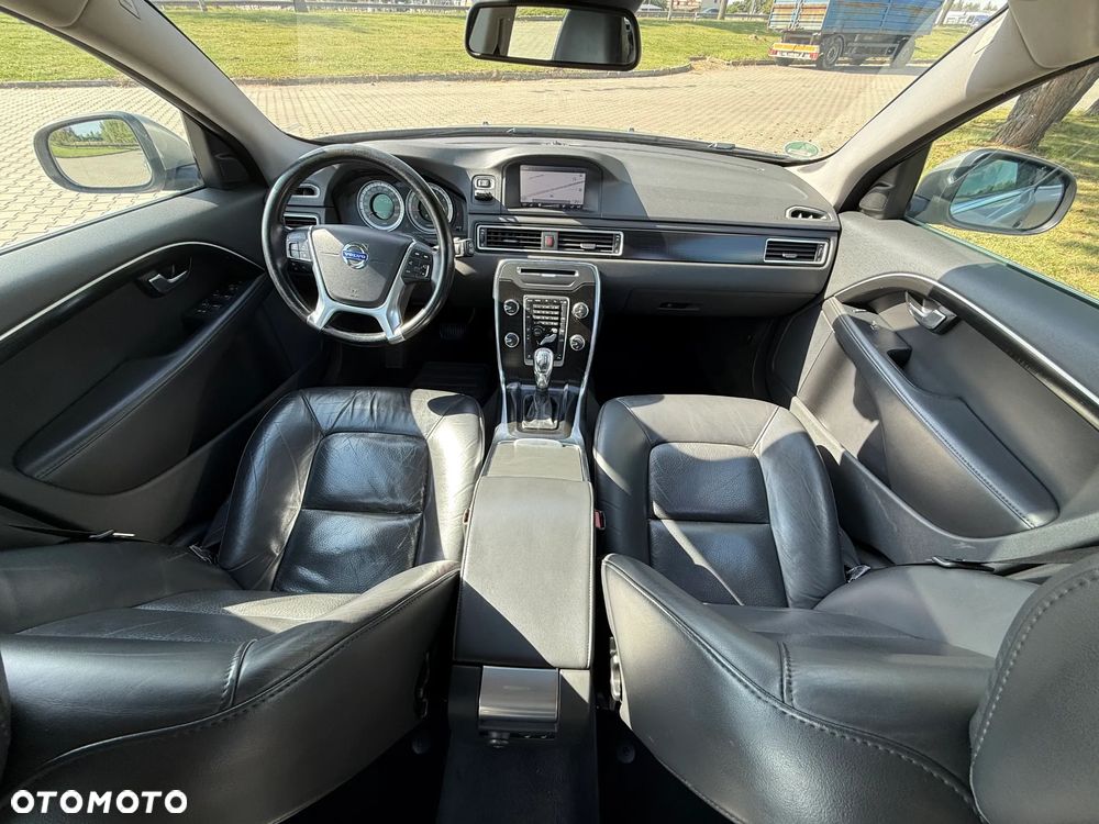 Volvo V70 2.0T Powershift Momentum - 17