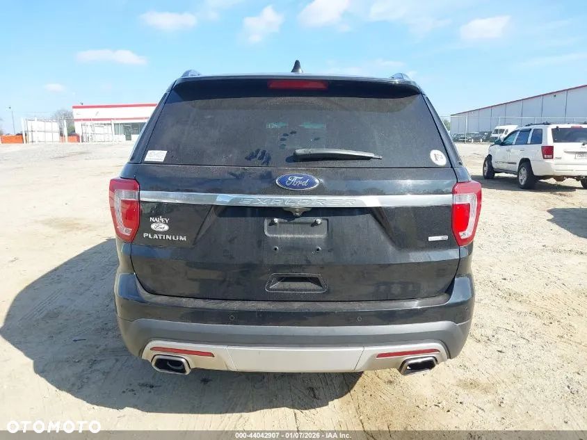 Ford Explorer - 37