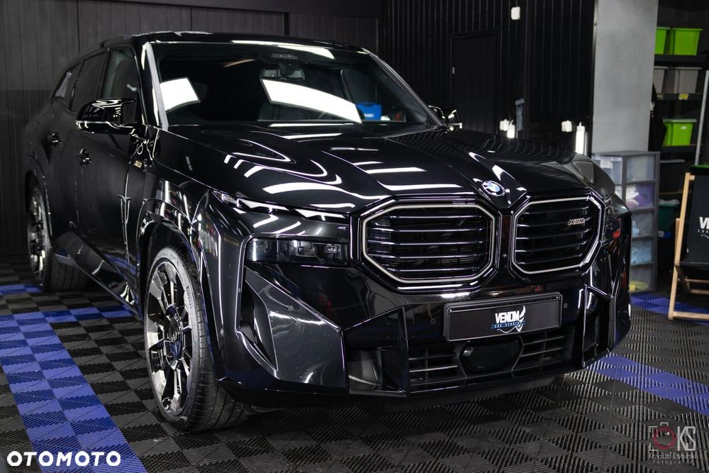 BMW XM