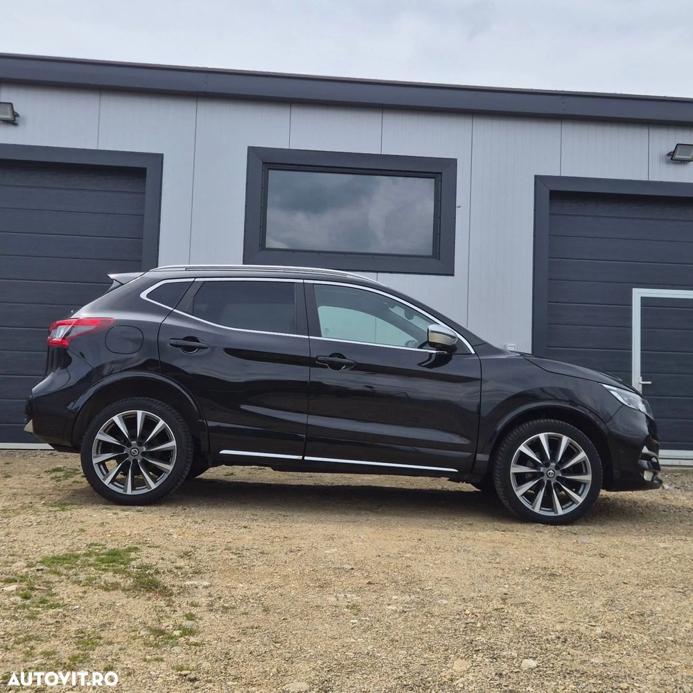 Nissan Qashqai 1.7 dCi Xtronic ALL-MODE 4x4i TEKNA - 4