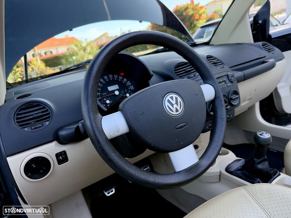 VW New Beetle Cabriolet 1.4 Top Couro - 42