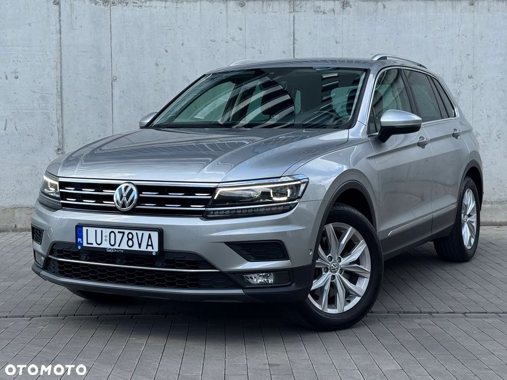 Volkswagen Tiguan - 1