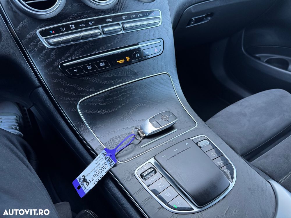 Mercedes-Benz GLC Coupe 200 4Matic 9G-TRONIC AMG Line Plus - 22