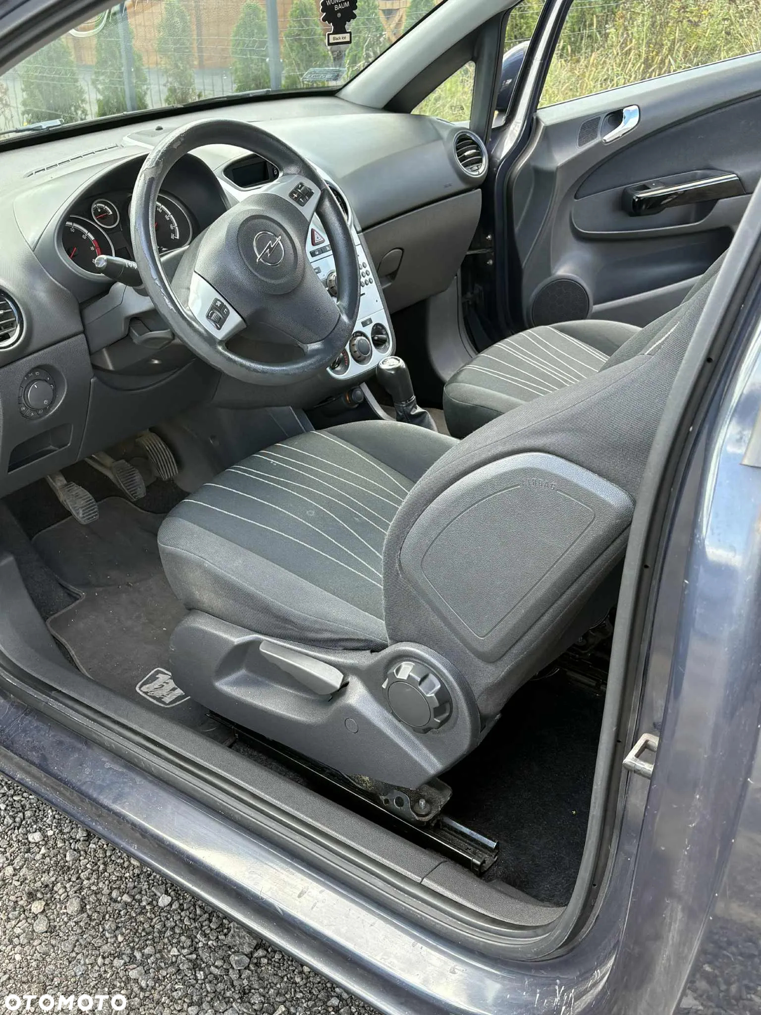 Opel Corsa - 7