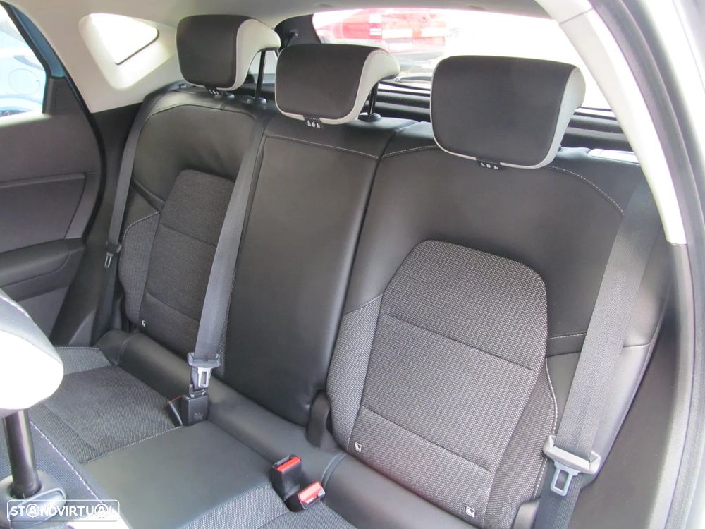 Renault Captur 1.6 E-Tech Plug-In Intens - 7