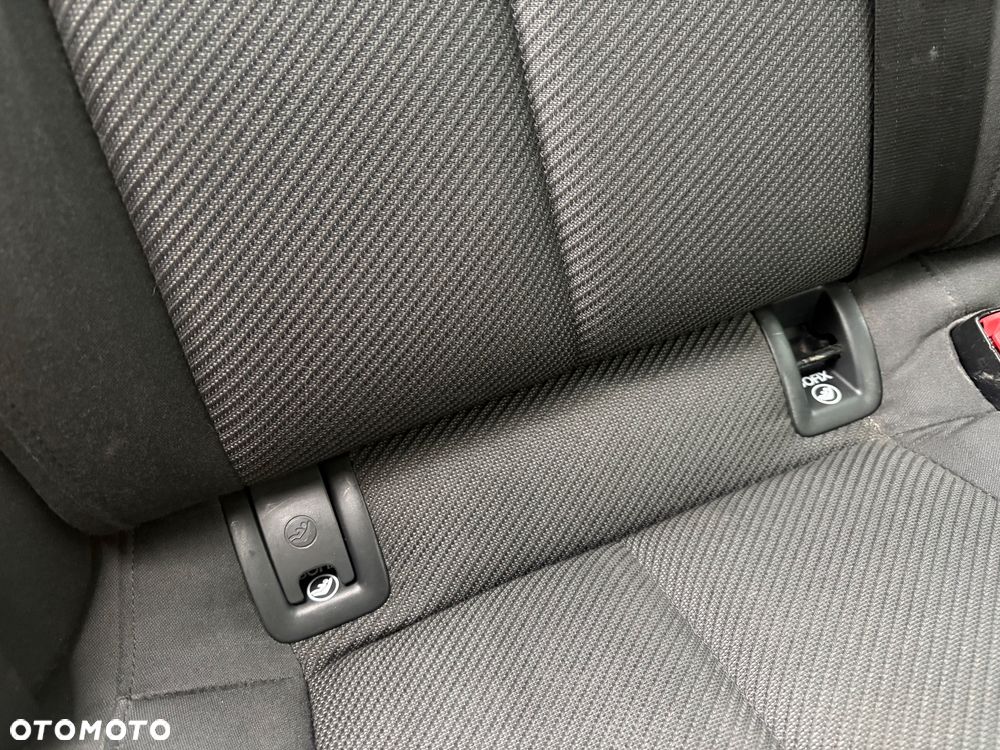 Audi A6 Avant - 29
