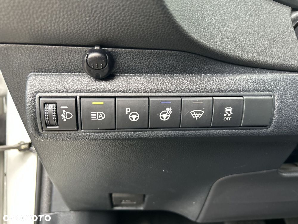 Toyota Corolla 2.0 Hybrid GR Sport - 19