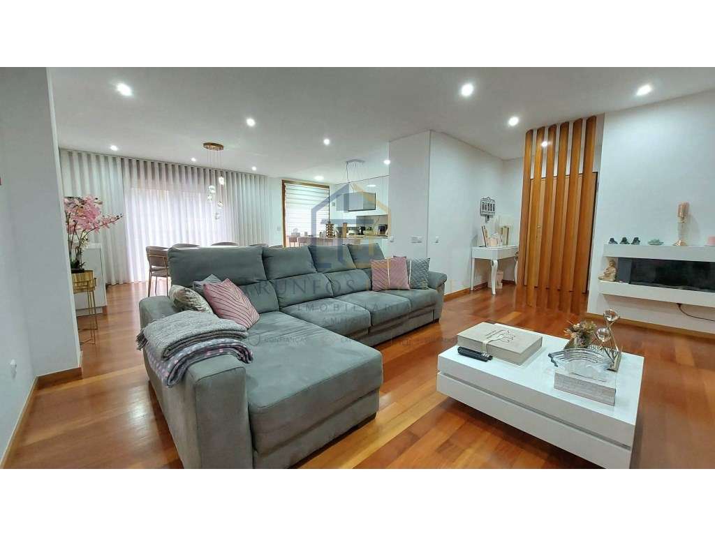 Apartamento T3 Premium em Condomínio Fechado com Piscina Privada | ... - Grande imagem: 2/25