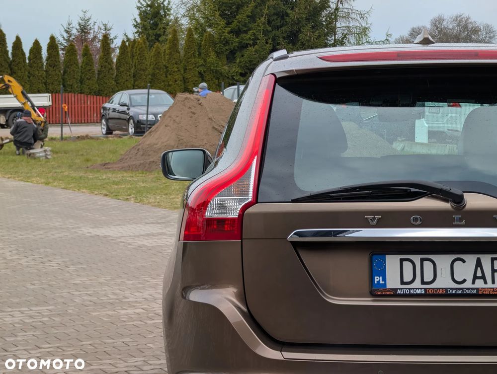 Volvo XC 60 D4 Drive-E Summum - 10