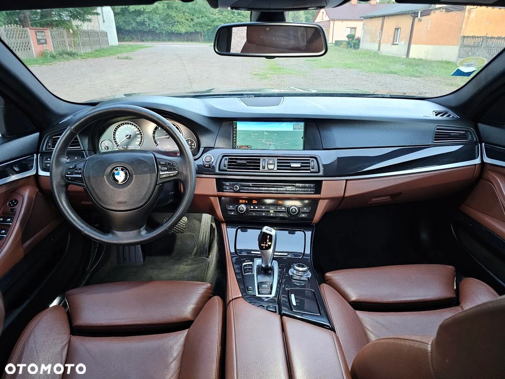 BMW Seria 5 530d Luxury Line - 8