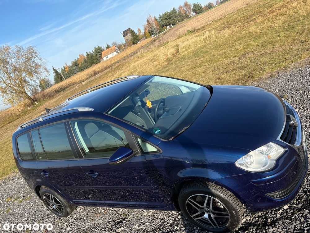 Volkswagen Touran 1.9 TDI Conceptline - 9