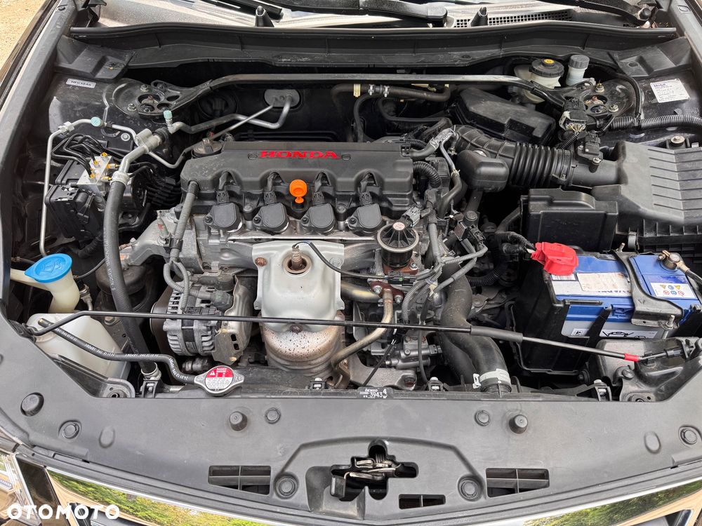 Honda Accord 2.0 Elegance 50 Jahre Edition - 38