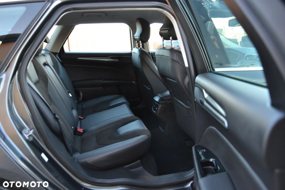 Ford Mondeo 2.0 TDCi STart-Stopp Titanium - 34