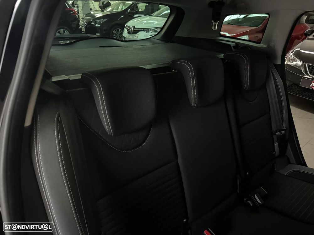 Renault Clio Sport Tourer dCi 90 EDC Luxe - 22