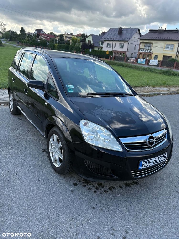 Opel Zafira - 2