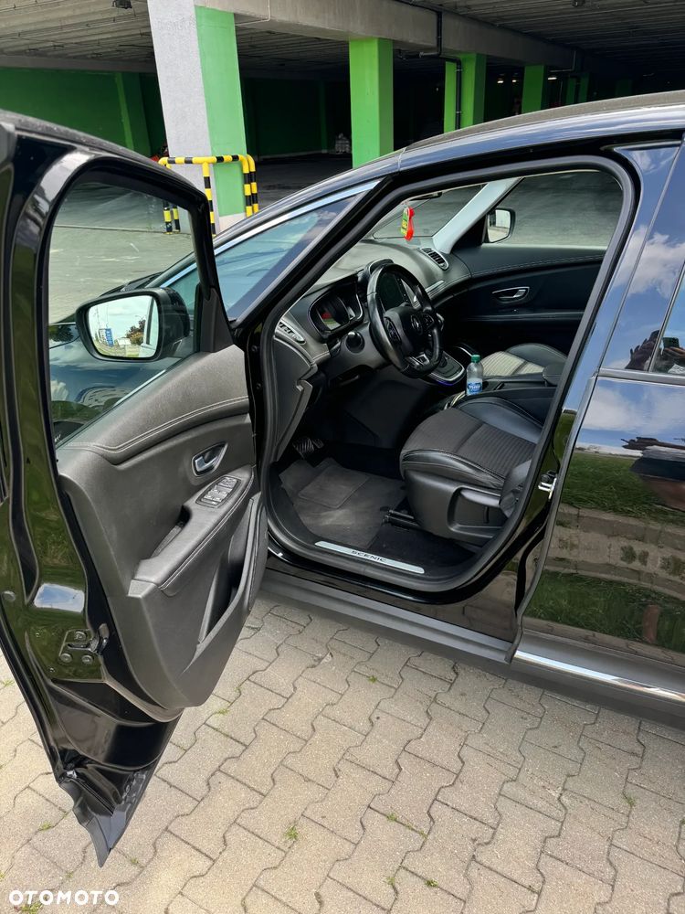 Renault Scenic 1.6 dCi Bose EDC - 9
