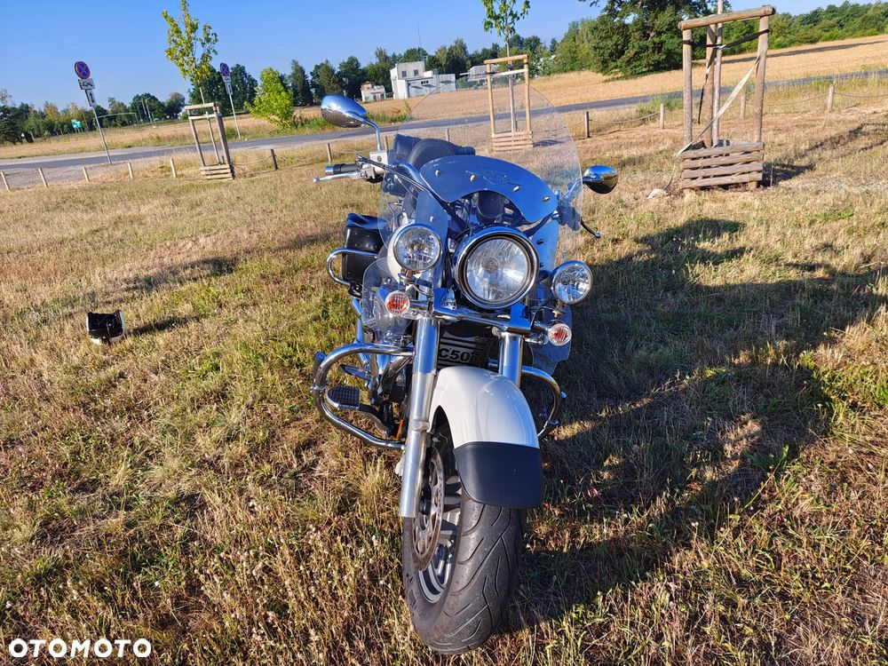 Suzuki VL 800 Volusia - Boulevard C50 - 2