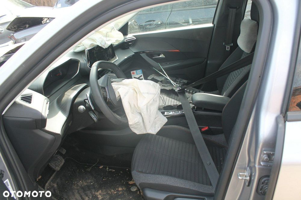 Peugeot 2008 - 5