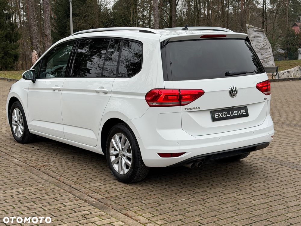 Volkswagen Touran - 5