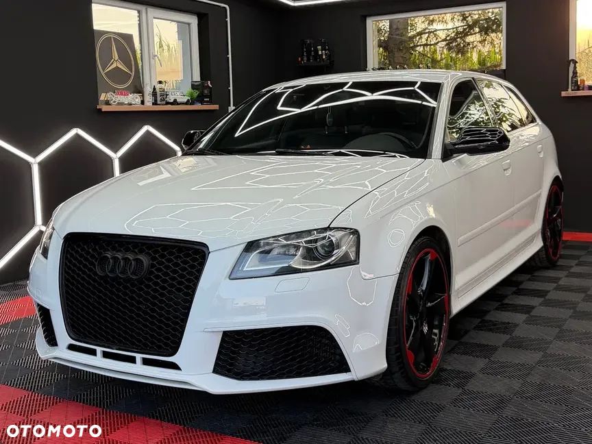 Audi RS3 Sportback - 1
