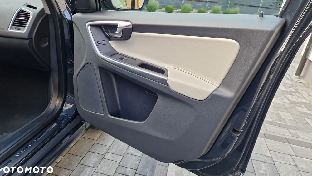 Volvo XC 60 D5 AWD Summum - 35