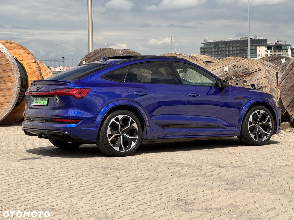 Audi e-tron Sportback S quattro - 11